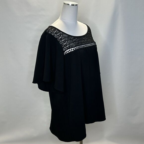 Torrid Blouse Women's Size 2 Black Short Sleeve Shirt Plus Size Eyelet Detail - Picture 3 of 10
